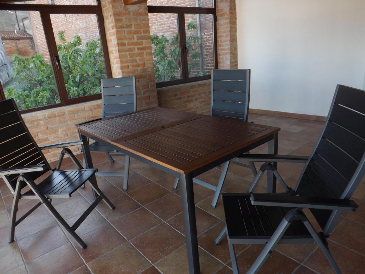 Bed and Breakfast Domus Amica Лу Экстерьер фото