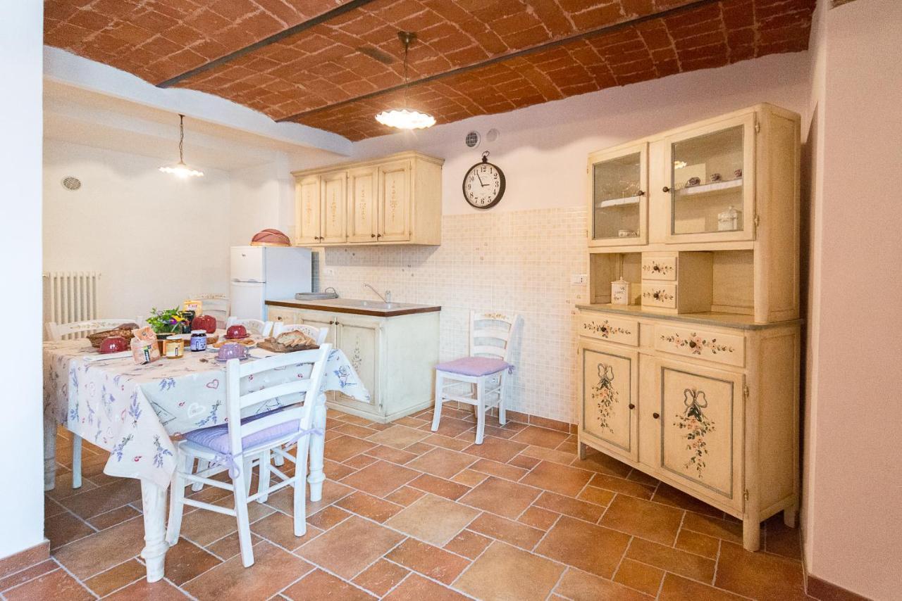 Bed and Breakfast Domus Amica Лу Экстерьер фото